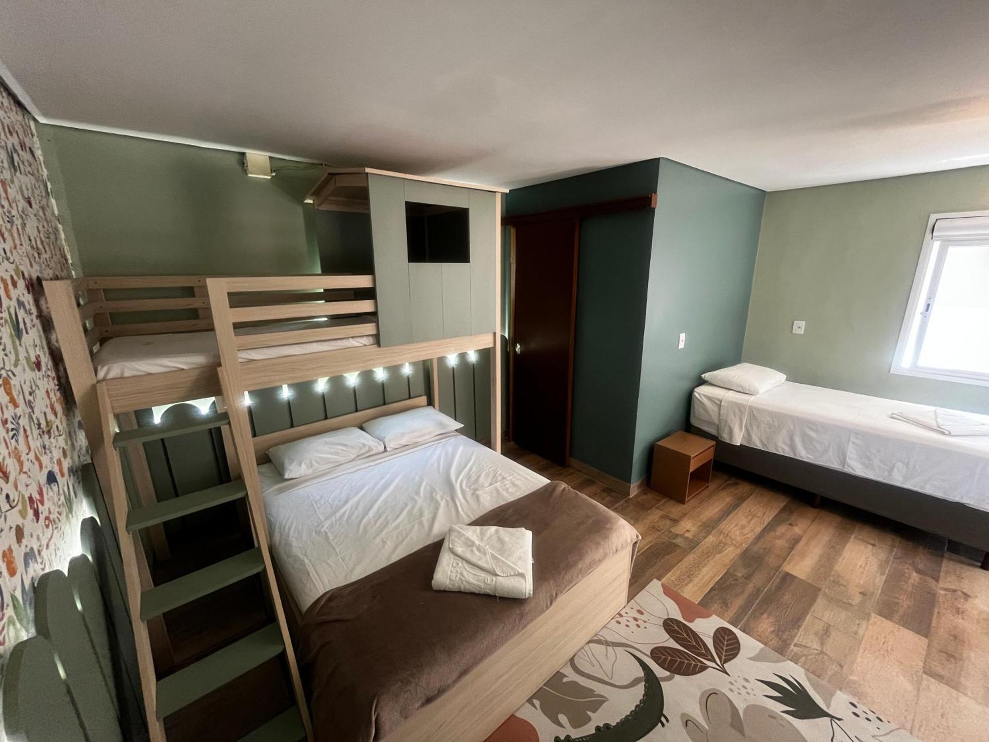 Hotel Morada Del Este Каноас Экстерьер фото